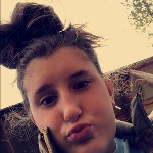 Meet your Posher, Kolbie